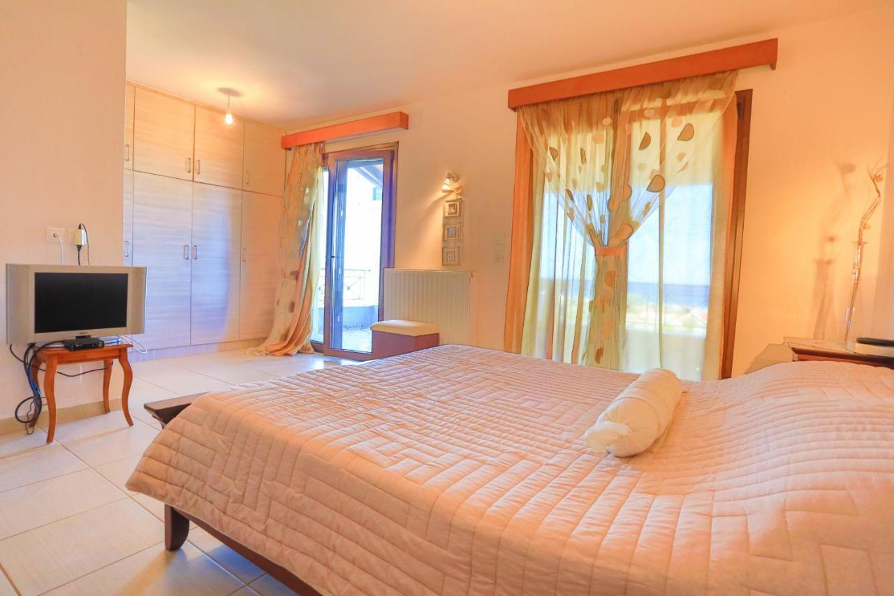Villa Dersea Acharavi  Esterno foto